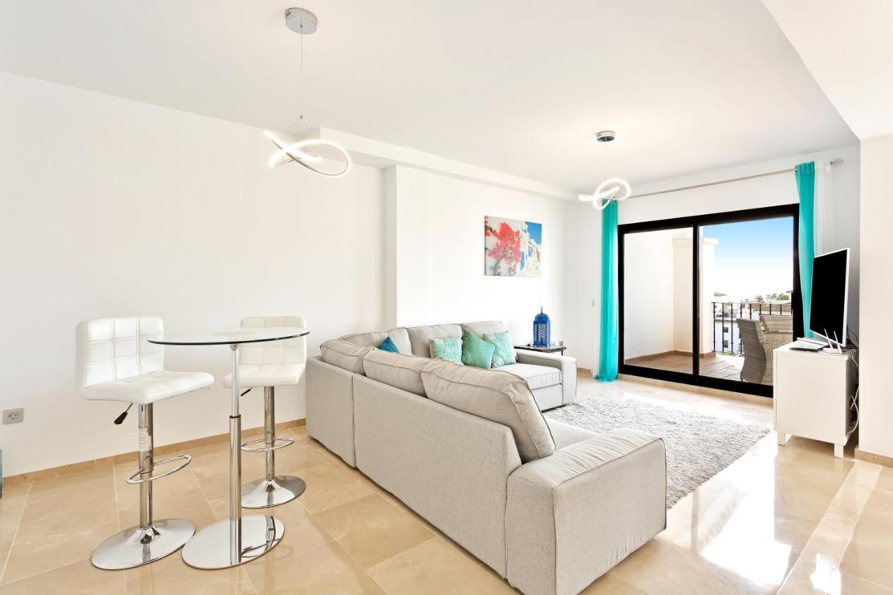 Casabella Marina Duquesa Apartment Манилва Екстериор снимка