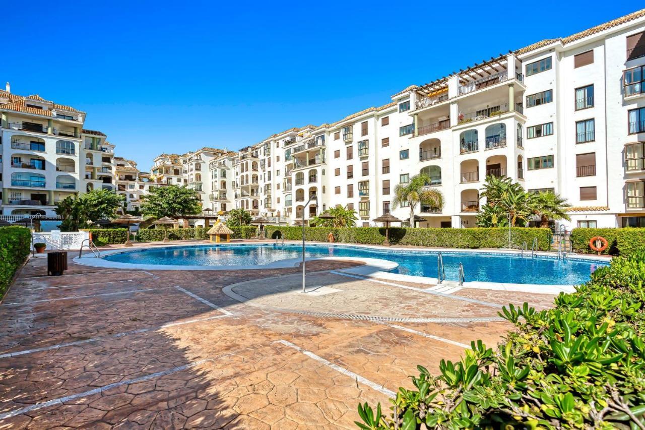 Casabella Marina Duquesa Apartment Манилва Екстериор снимка