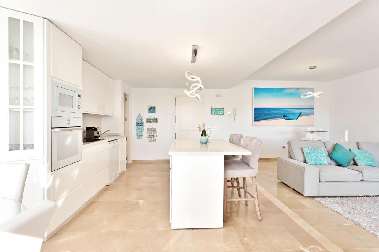 Casabella Marina Duquesa Apartment Манилва Екстериор снимка
