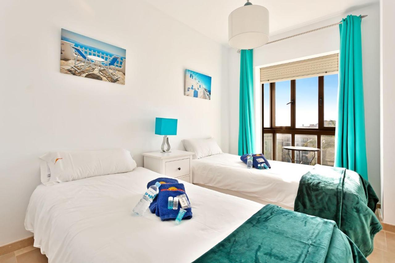 Casabella Marina Duquesa Apartment Манилва Екстериор снимка